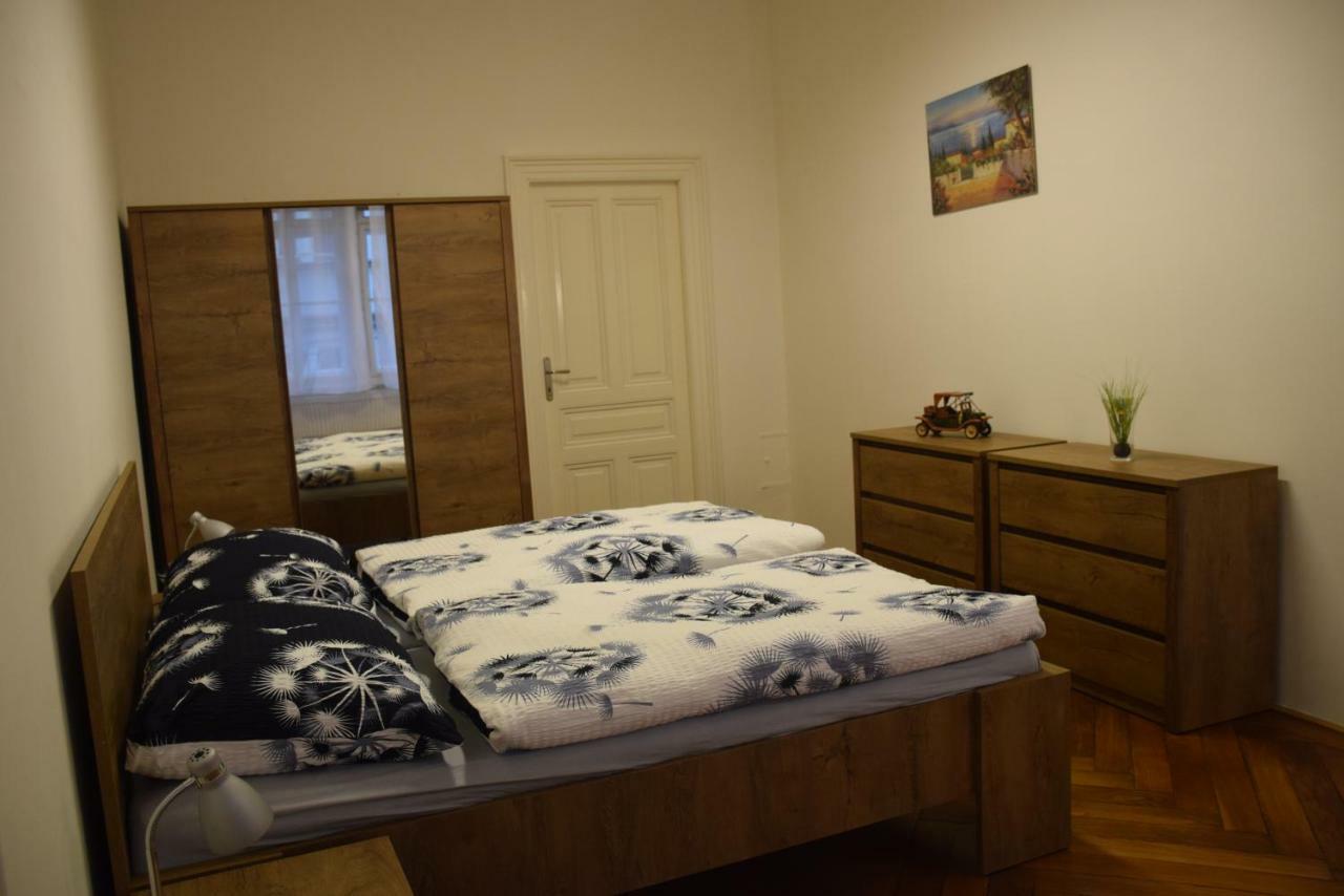 Tiva Downtown Apartments Prague Exterior photo